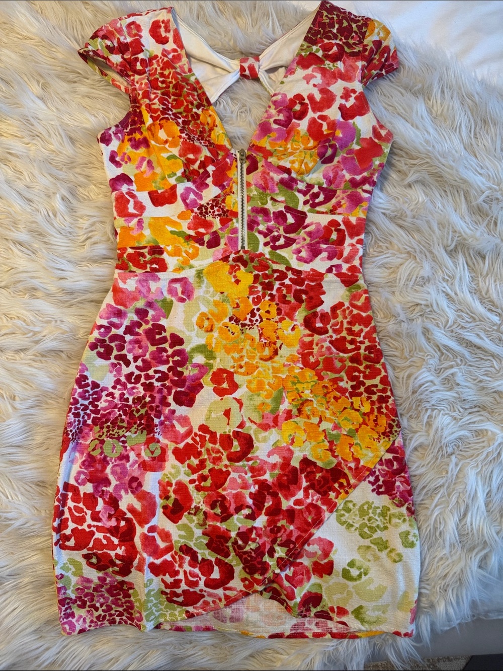 Floral Keyhole Cap-Sleeve Bodycon Dress in Multicolor